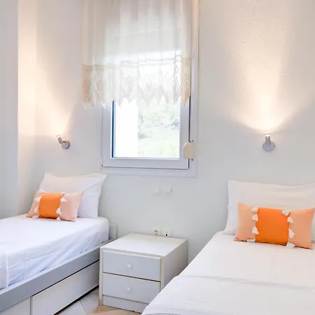 Apartment Vintage Maisonette With 3-bdrms, Akti Elias Halkidiki Kalogria (Sithonia)