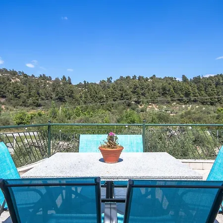 Vintage Maisonette With 3-bdrms, Akti Elias Halkidiki Apartment *